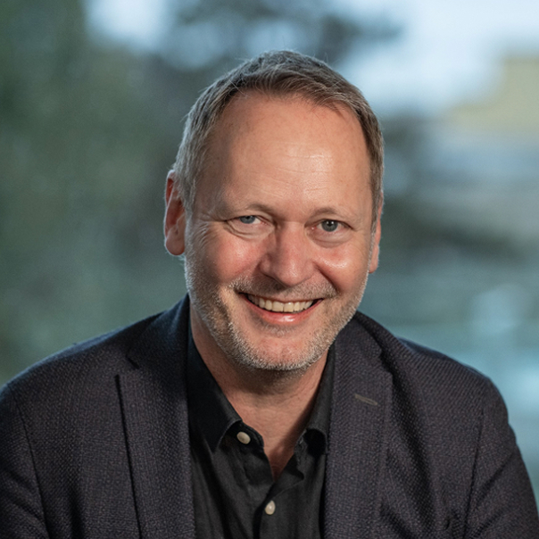 Dr Thomas Blaettler